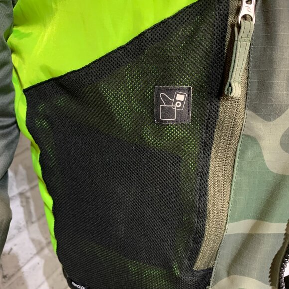 Rip Curl Snowboarding Jacket Green Camo HoodedSnow Ski Coat - Picture 10 of 16